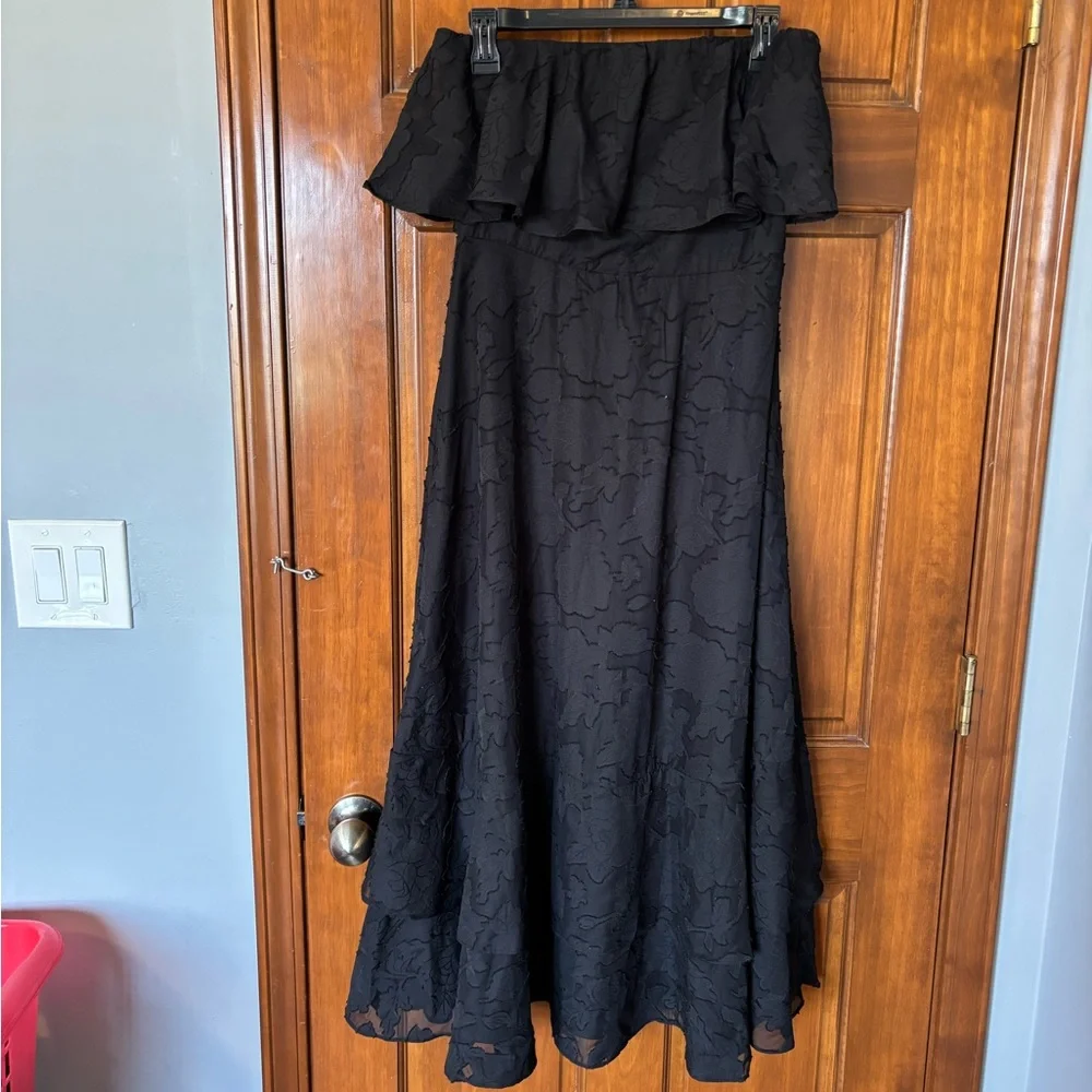 Love You So Truly Black Burnout Floral Strapless Midi Dress Size Medium - Picture 5 of 13